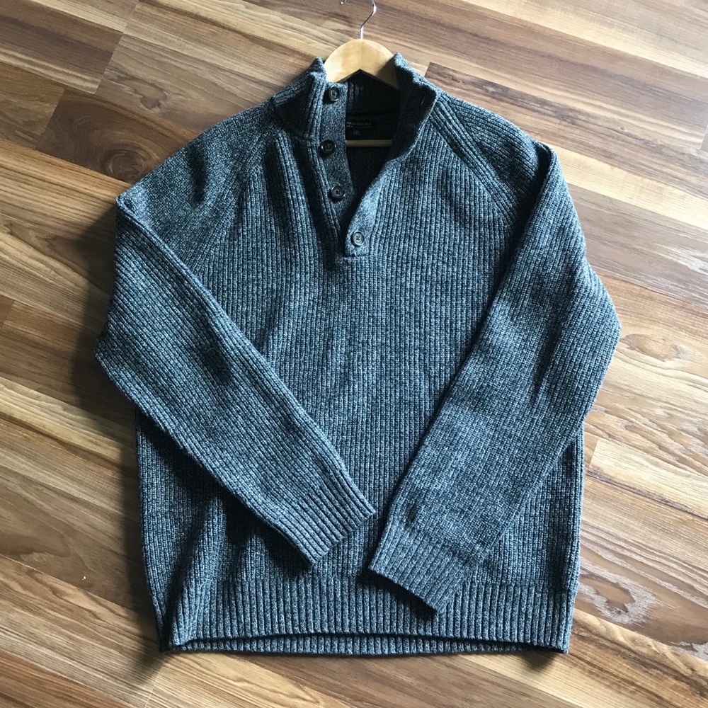 Men’s Banana Republic Button Sweater, Italian Yarn